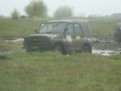 GVIrFy8X5b4.jpg