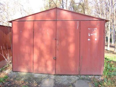 121189407_3_644x461_prodam-zheleznyy-garazh-s-mestom-na-tere.jpg (36.42 Кб) Переглянуто 1501 разів 121189407_3_644x461_prodam-zheleznyy-garazh-s-mestom-na-tere.jpg