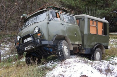 t_uaz_camper.jpg